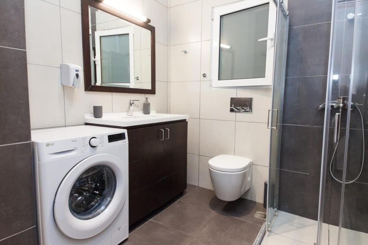 Elegant Urban Escape 1 Bd Apt In Kolonaki Apartment Atena Exterior foto